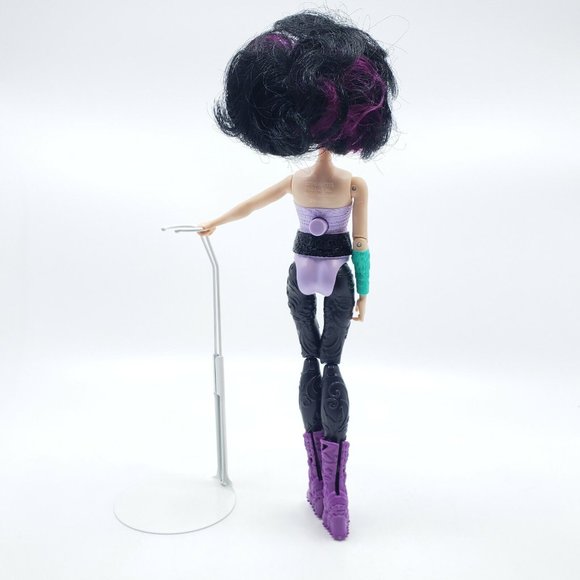 Ever After High Raven Queen Magic Arrow Archery Doll Figure Toy - Picture 7 of 8